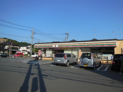 Convenience store. 143m to Seven-Eleven (convenience store)