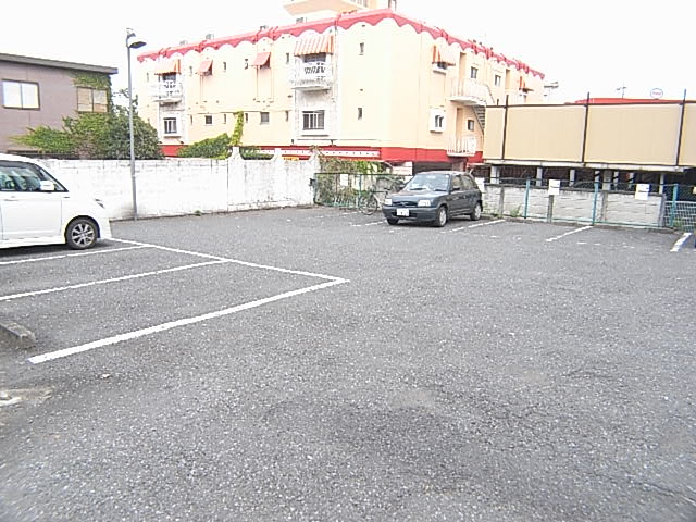 Parking lot