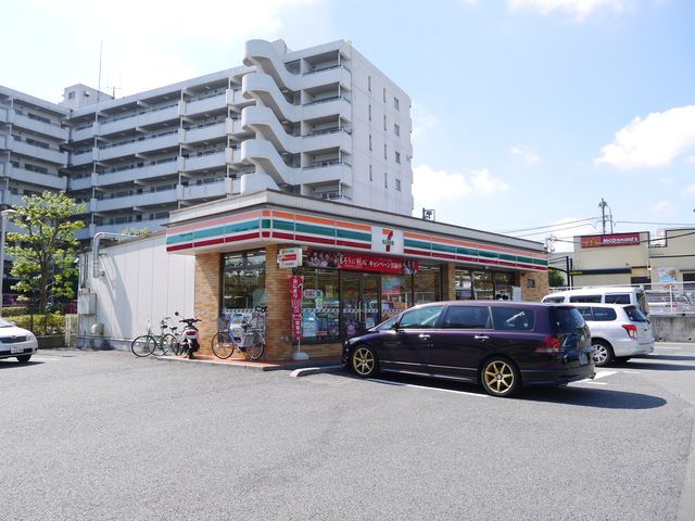 Convenience store. Seven-Eleven Hachioji Kuboyama 1-chome to (convenience store) 809m