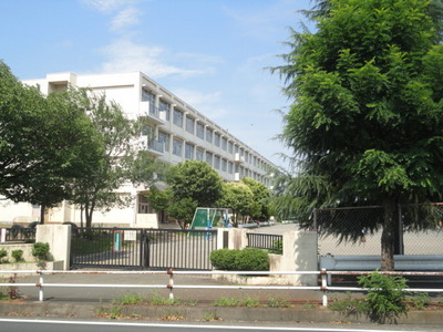 Primary school. 237m to Hachioji Municipal Katakura stand elementary school (elementary school)