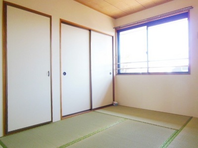 Other room space.  ☆ As it is and Golon ☆ 