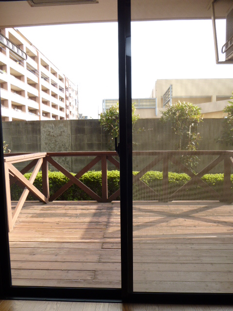 Balcony. Wood deck