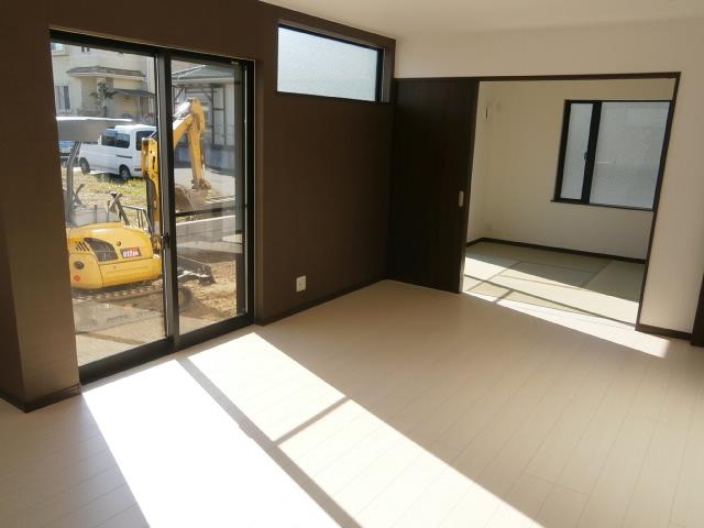 Living. 6 Building