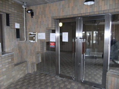 Entrance. The entrance auto lock