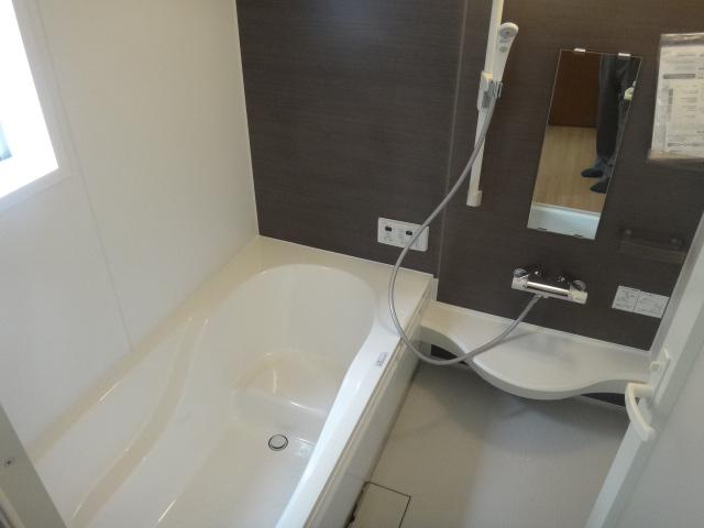 Same specifications photo (bathroom). ( Building) same specification