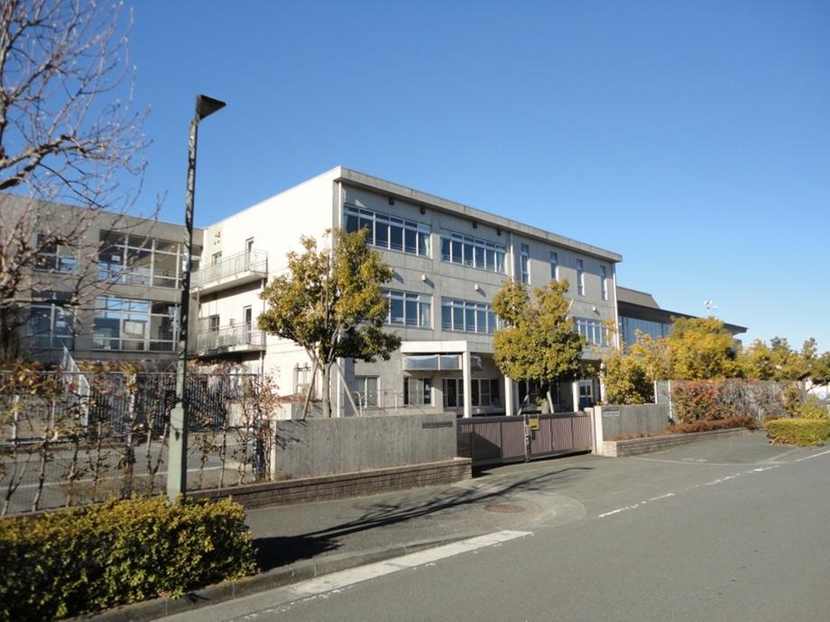 Primary school. 210m to Hachioji Municipal Minamino Elementary School