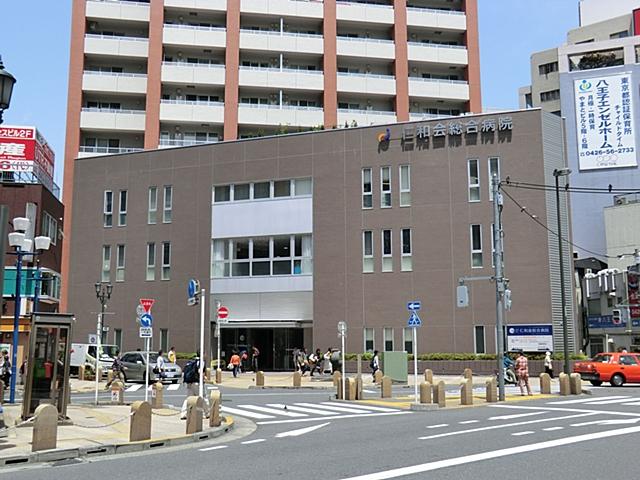 Hospital. Renhe Association General Hospital 1800m to
