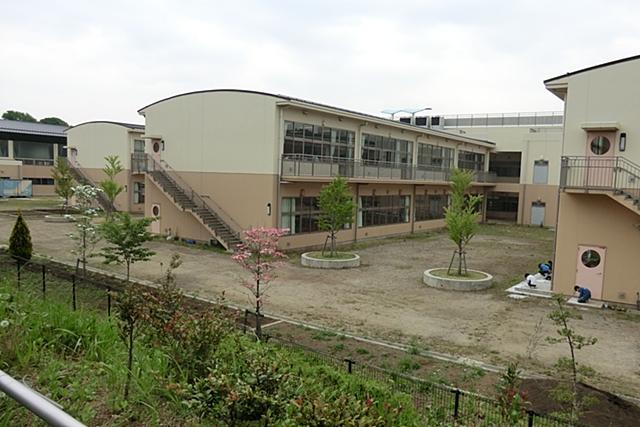 Primary school. 1381m to Hachioji Municipal Minamino Kimita elementary school