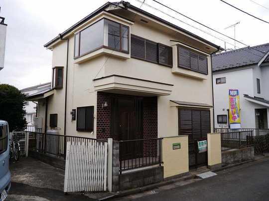 Local appearance photo. It is also a good hit yang in the renovated house of a quiet residential area.