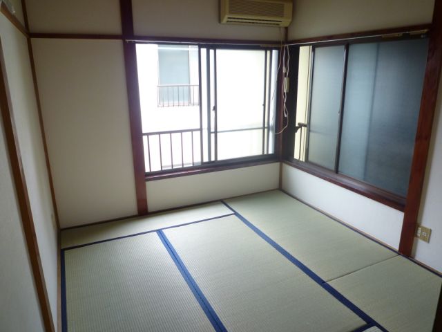 Living and room. Relaxing Japanese-style room