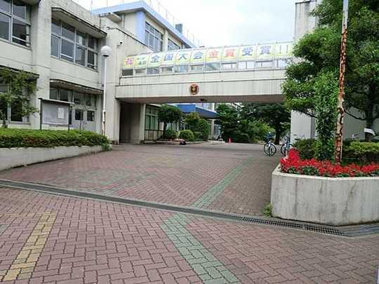 Other Environmental Photo. Hamura Municipal Hamura 800m until the first junior high school