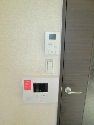 Security. Home security ・ Monitor with a intercom. 