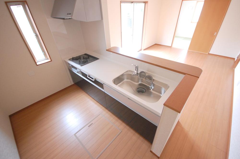 Same specifications photo (kitchen). The company construction cases