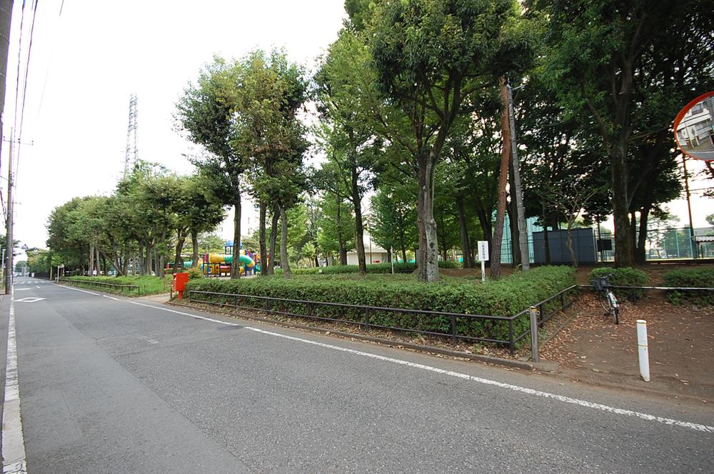 park. 716m to Musashino park