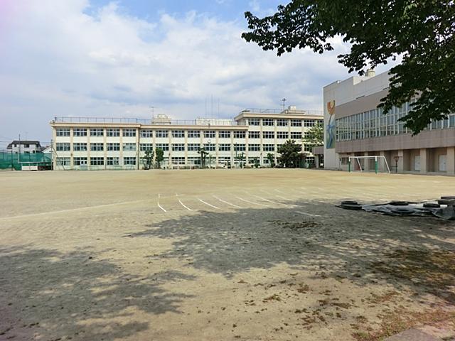 Junior high school. Hamura 2800m to stand second junior high school