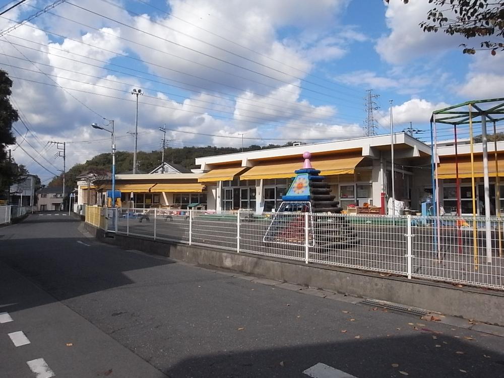 kindergarten ・ Nursery. 176m to the west nursery school