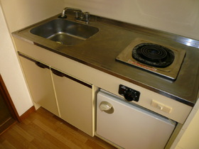 Kitchen. With electric stove kitchen