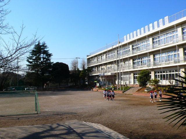 Primary school. Higashikurume 1000m stand up to the first elementary school