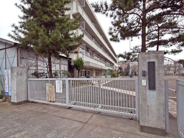 Junior high school. Higashikurume 700m to stand Daimon junior high school