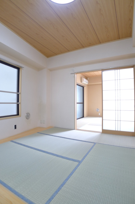 Living and room