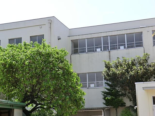 Primary school. Higashikurume 1019m to stand Oyama Elementary School