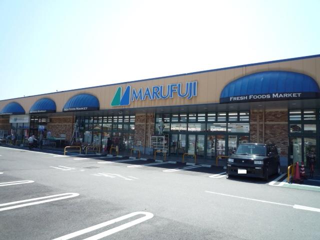 Supermarket. Until Marufuji Higashikurume shop 500m