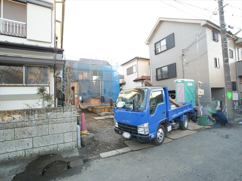 Local appearance photo. And green, A quiet residential area with calm