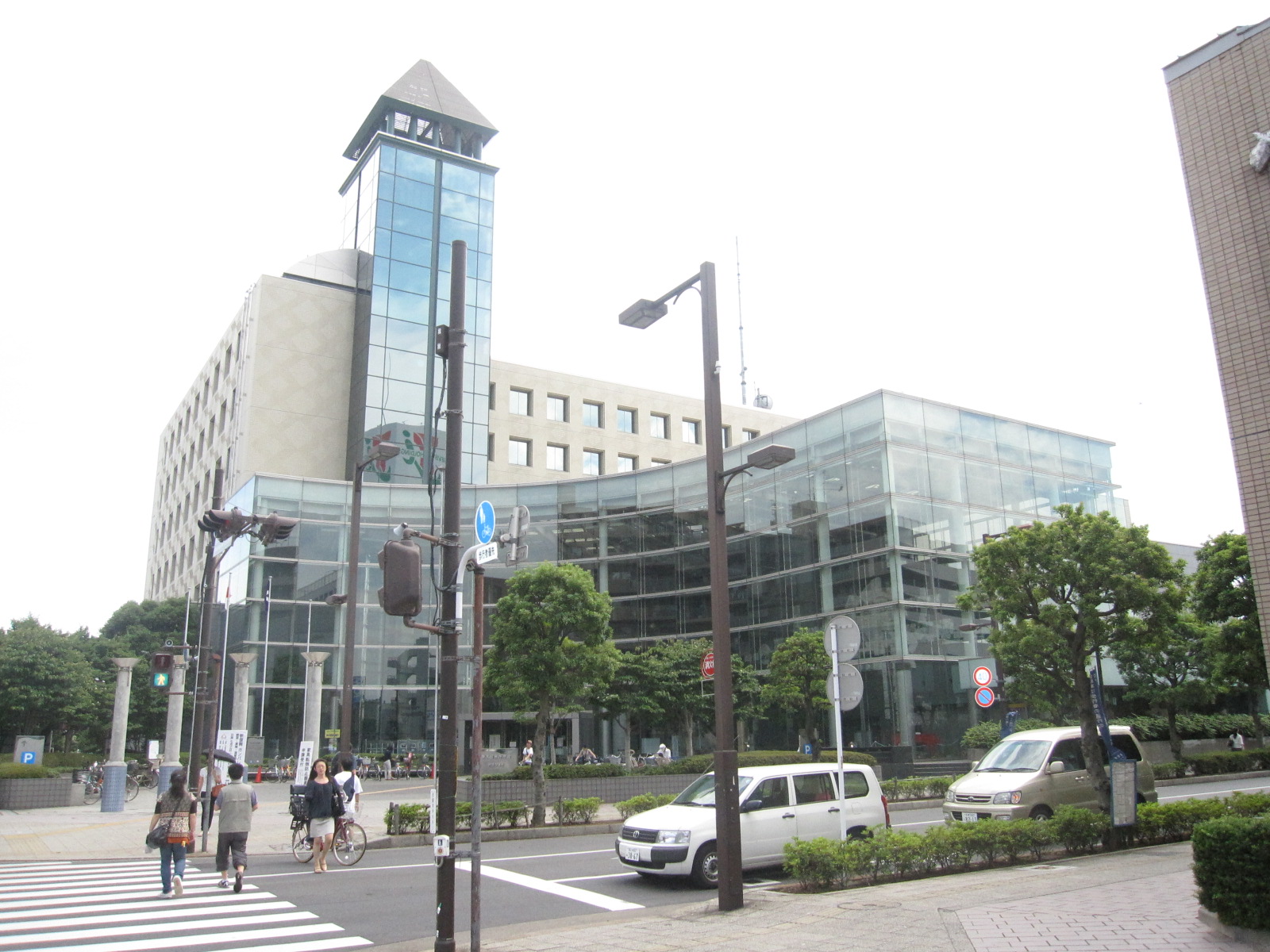 Government office. Higashi Kurume 900m to City Hall (government office)