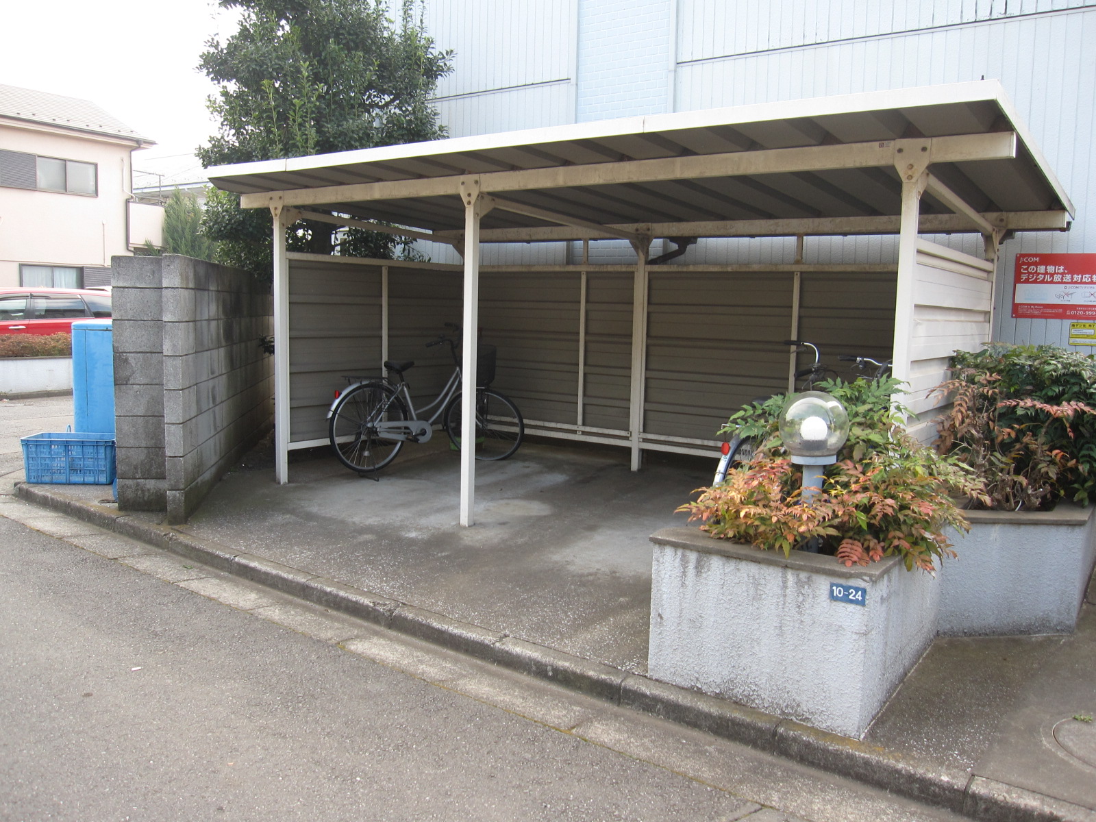 Other common areas. Bicycle-parking space