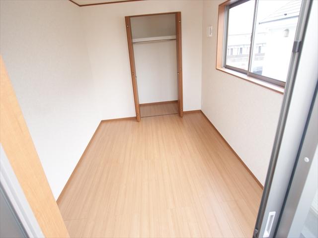 Non-living room. <Building 2>