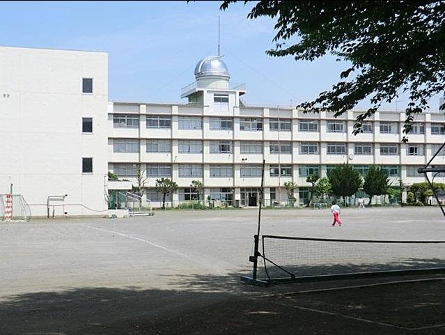 Junior high school. Higashikurume Tatsuhigashi until junior high school 1700m