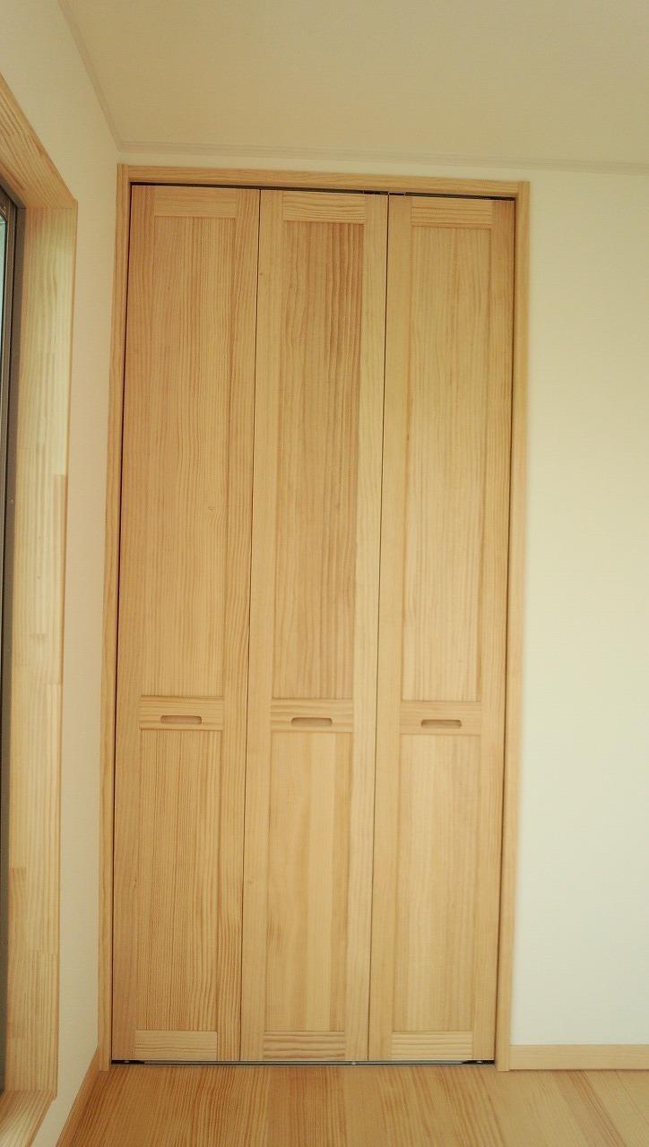 Other. Storage door also use solid wood.