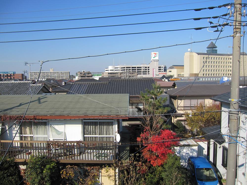 View photos from the dwelling unit. View from the site (December 2013) Shooting