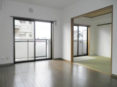 Living and room. ● LDK ~ Japanese-style room ●