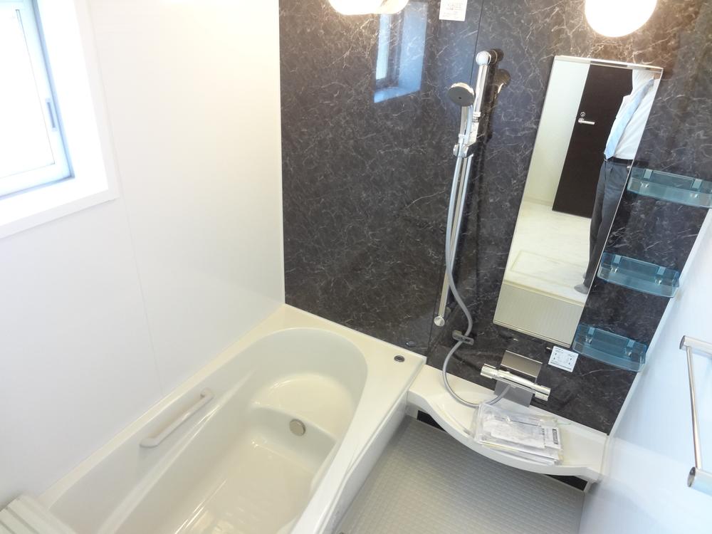 Same specifications photo (bathroom). Same specifications