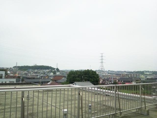 View photos from the dwelling unit. View from the Urban Castle Higashimurayama roof balcony
