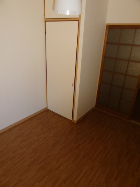 Other room space