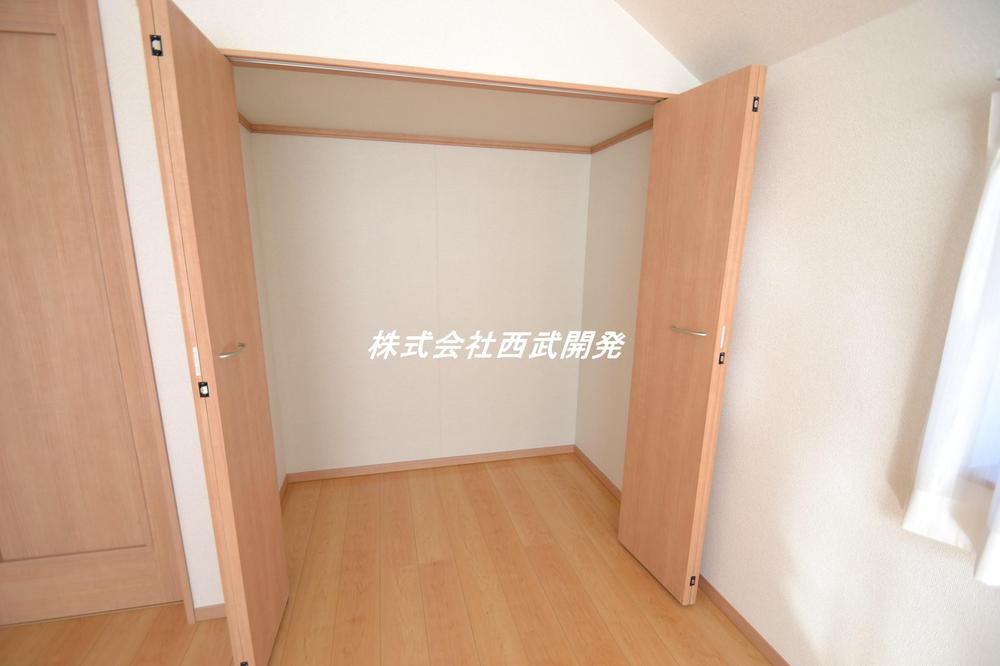 Same specifications photos (Other introspection). H Building same specifications storage