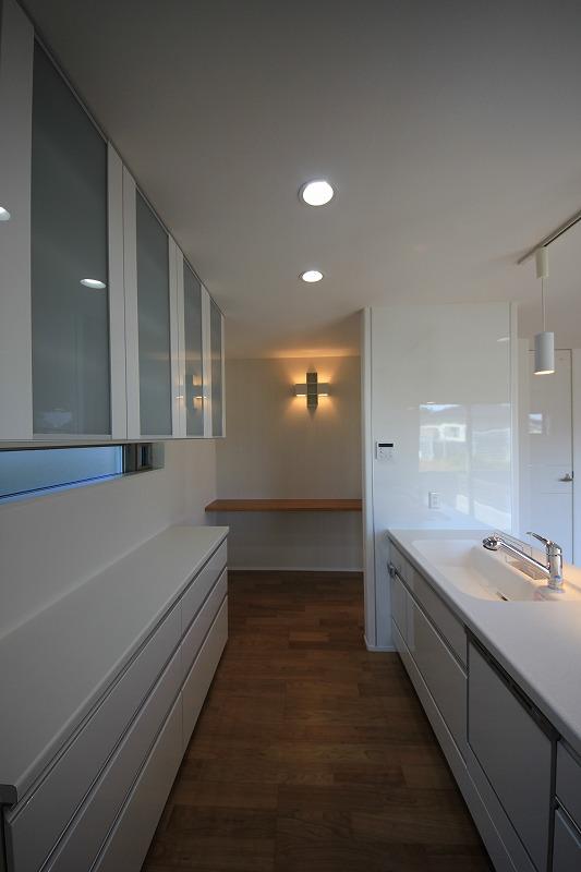 Kitchen. Local (11 May 2013) Shooting