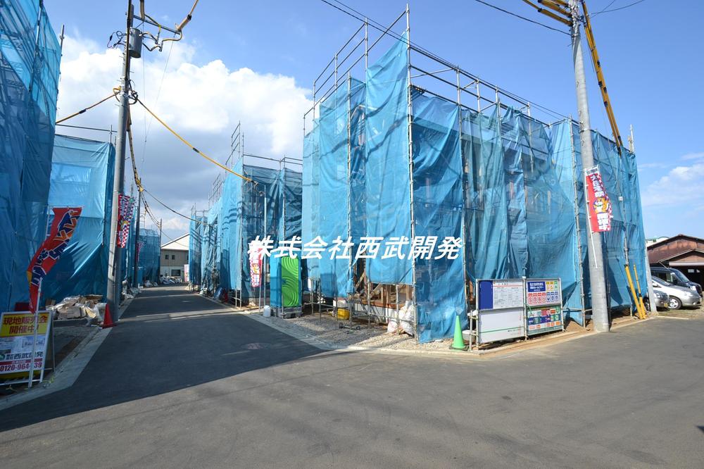 Local photos, including front road. Local (September 2013) Shooting