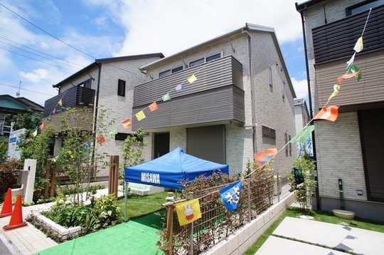 Local appearance photo