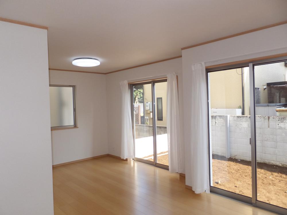 Living. Indoor (11 May 2013) Shooting