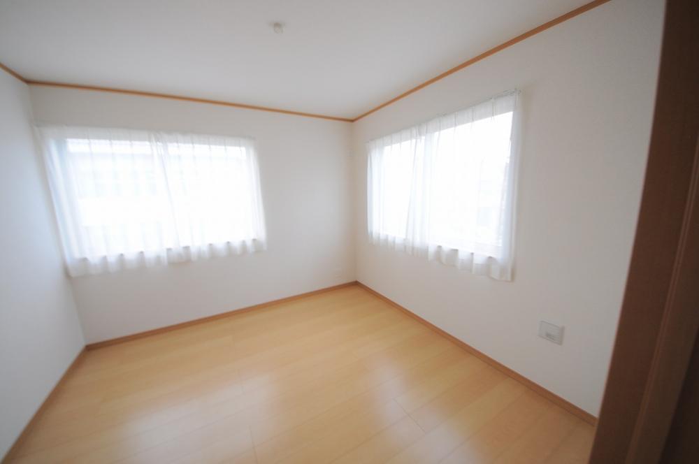 Non-living room. Indoor (September 2013) Shooting