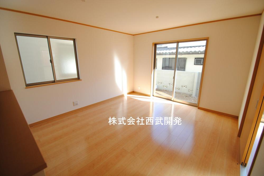 Same specifications photos (living). (CDE Building) same specification