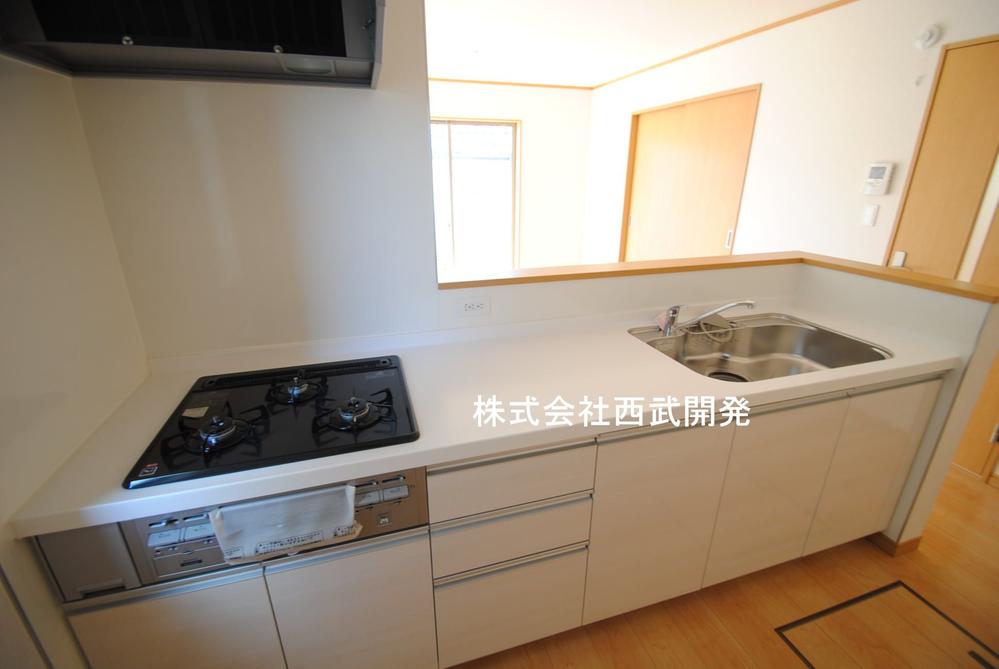 Same specifications photo (kitchen). (CDE Building) same specification