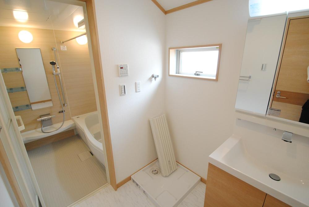 Same specifications photo (bathroom). Same specification (panel color, etc., It might be different)