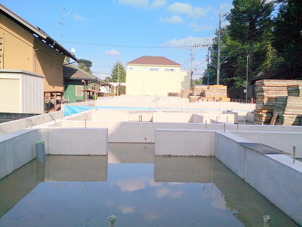 Local appearance photo. Local (10 May 2013) Shooting