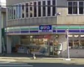 Convenience store. Three F Higashimurayama Honcho store up (convenience store) 327m