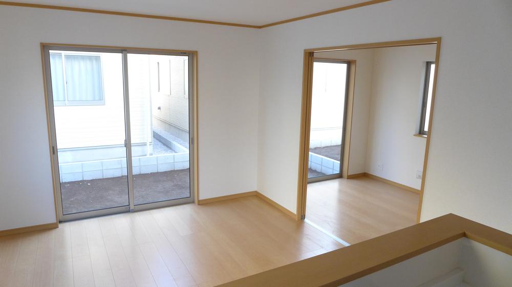 Living. Friendly is decorated in shades. 