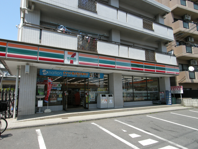 Convenience store. Seven-Eleven Higashimurayama Megurita the town store (convenience store) up to 1547m